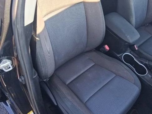 Used 2019 Toyota Corolla LE FWD image 30
