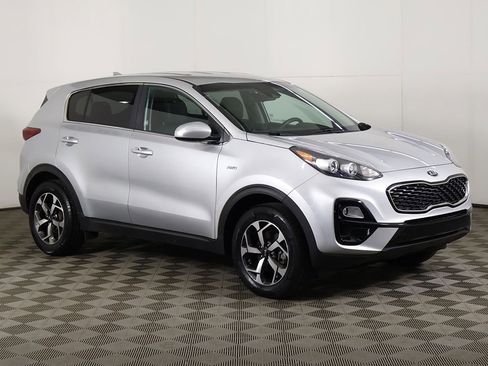 Used 2020 Kia Sportage LX AWD/4WD image 45