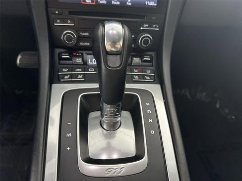 Used 2018 Porsche 911 Turbo AWD/4WD image 20