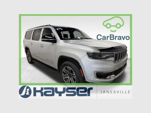 Used 2024 Jeep Wagoneer L Series II w/ Flexible Seating Group AWD/4WD image 1