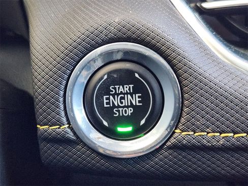 Used 2025 Chevrolet TrailBlazer ACTIV w/ Convenience Package image 21