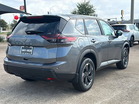 New 2026 Nissan Rogue SV w/ Cold Weather Package image 8