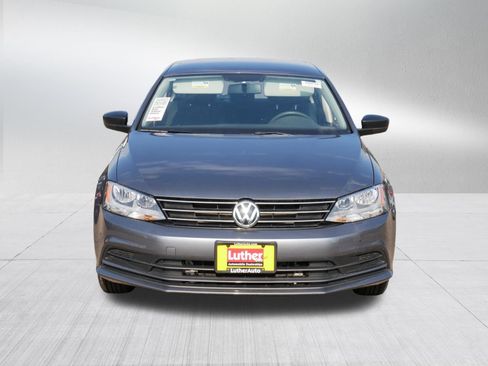 Used 2015 Volkswagen Jetta S FWD image 2
