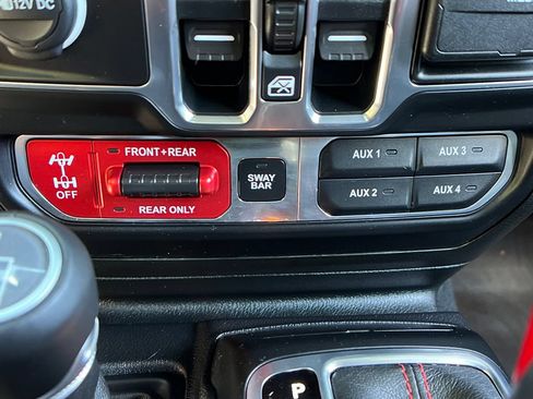 Used 2020 Jeep Wrangler Unlimited Rubicon AWD/4WD image 27