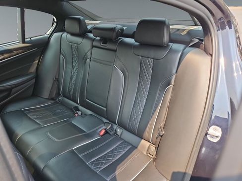 Used 2019 BMW M550i xDrive w/ Premium Package 2 AWD/4WD image 13
