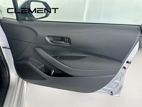 Used 2023 Toyota Corolla LE image 33