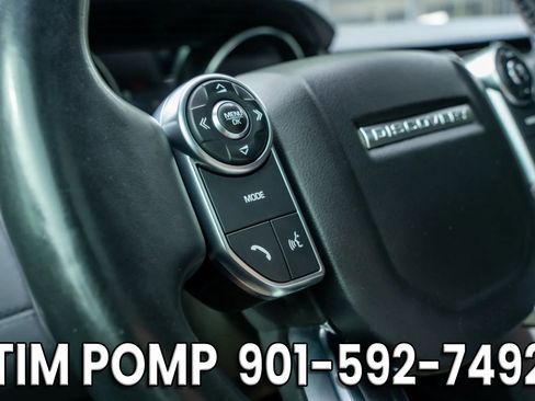 Used 2017 Land Rover Discovery HSE AWD/4WD image 28