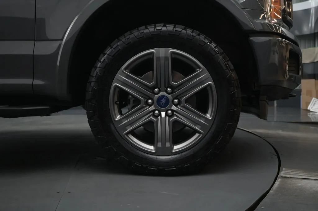 Used 2020 Ford F150 XLT w/ Equipment Group 302A Luxury AWD/4WD image 20