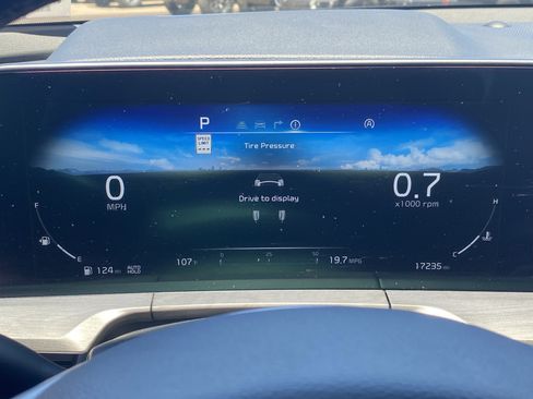 Certified 2024 Kia Telluride SX Prestige X-Line AWD/4WD image 31
