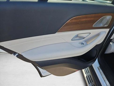 Used 2022 Mercedes-Benz GLE 350 4MATIC image 9