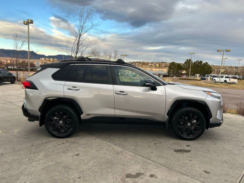 Used 2022 Toyota RAV4 XSE image 10