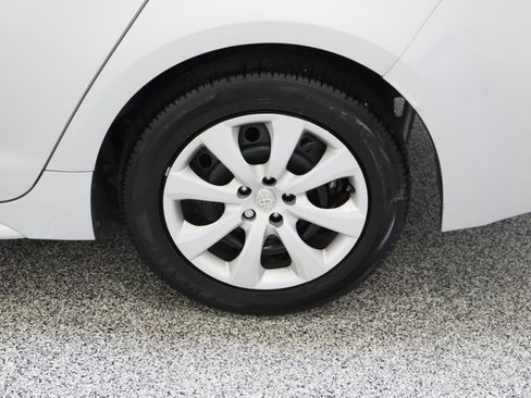 Used 2024 Toyota Corolla LE FWD image 10