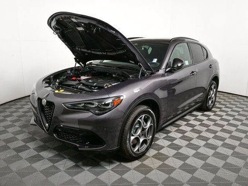 New 2025 Alfa Romeo Stelvio Sprint w/ Convenience Package AWD/4WD image 32