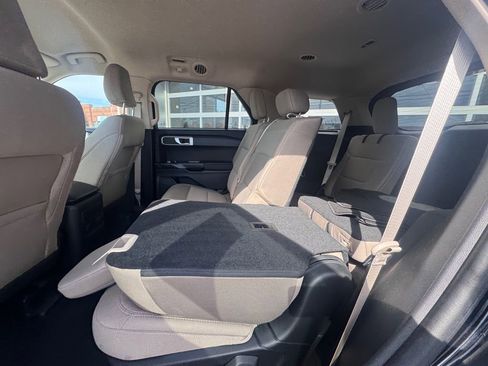 Used 2023 Ford Explorer 4WD image 23