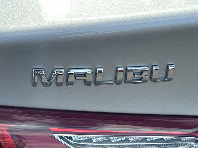 Used 2021 Chevrolet Malibu LT FWD image 9