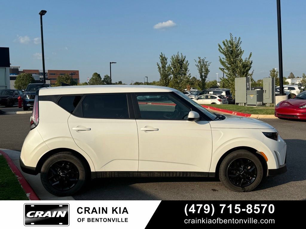 Certified 2024 Kia Soul LX w/ Option Group 015 FWD image 8