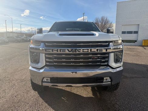 Used 2020 Chevrolet Silverado 2500 LTZ w/ Z71 Off-Road Package image 2