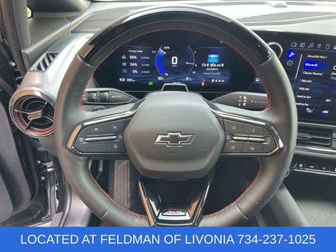 Used 2024 Chevrolet Equinox EV RS image 11