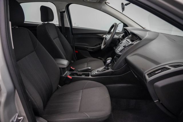 Used 2016 Ford Focus SE FWD image 20