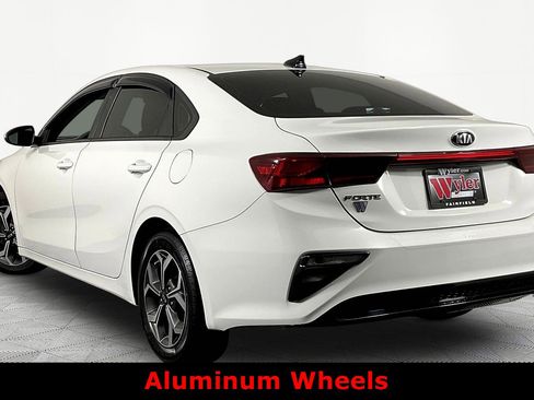 Used 2019 Kia Forte LXS FWD image 4