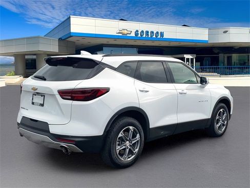 Used 2024 Chevrolet Blazer LT image 8