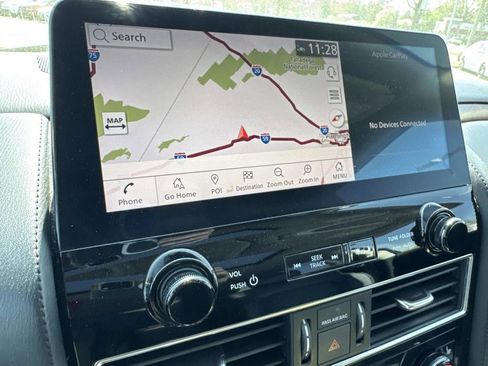 Used 2021 Nissan Armada SL w/ Captain's Chairs Package image 21