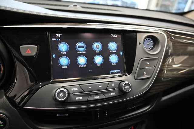Used 2020 Buick Envision Essence AWD/4WD image 15