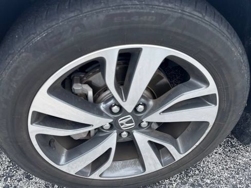 Used 2023 Honda Odyssey Touring image 9