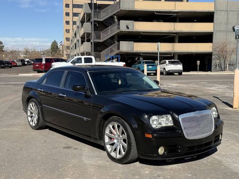 Used 2010 Chrysler 300 SRT8 w/ SRT Option Group II RWD image 6