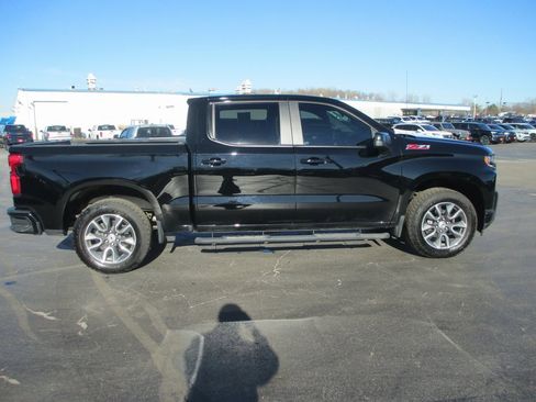 Certified 2021 Chevrolet Silverado 1500 RST image 4