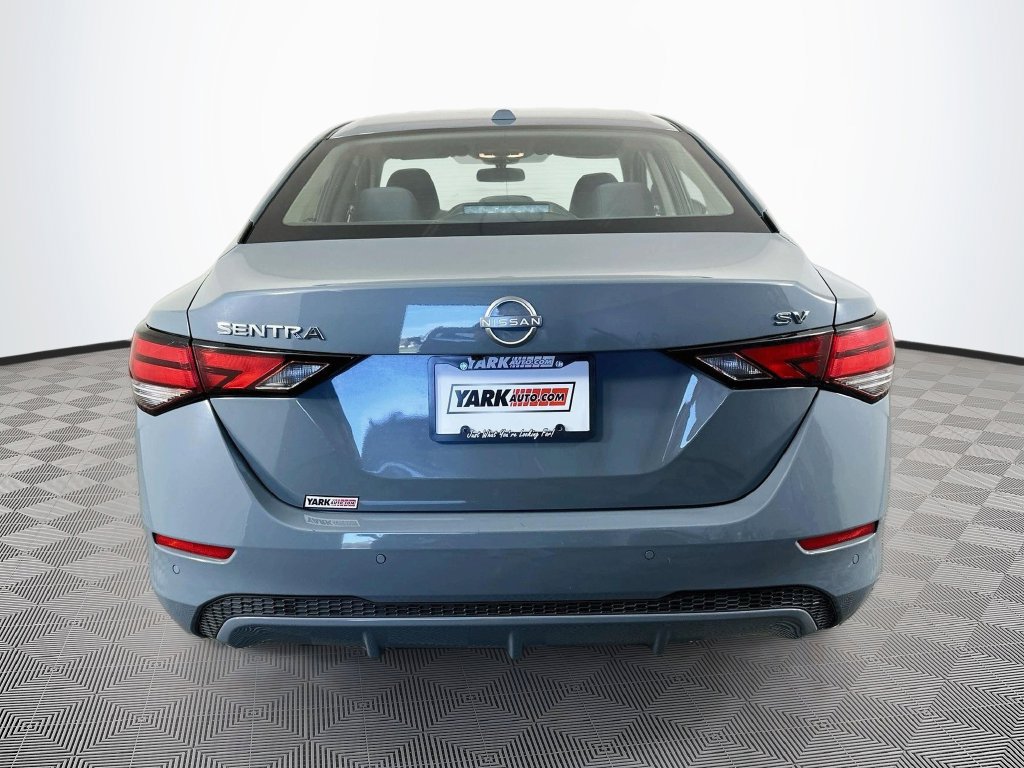 Used 2024 Nissan Sentra SV FWD image 9