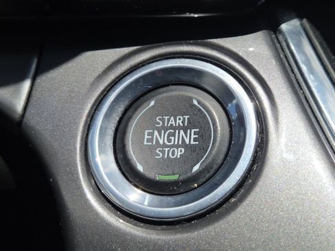 Used 2024 Chevrolet Trax ACTIV FWD image 32