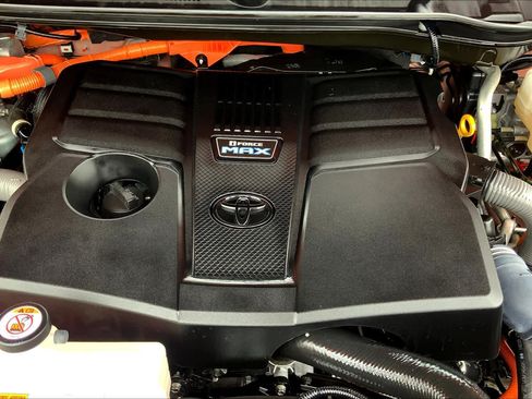 Used 2022 Toyota Tundra TRD Pro AWD/4WD image 32
