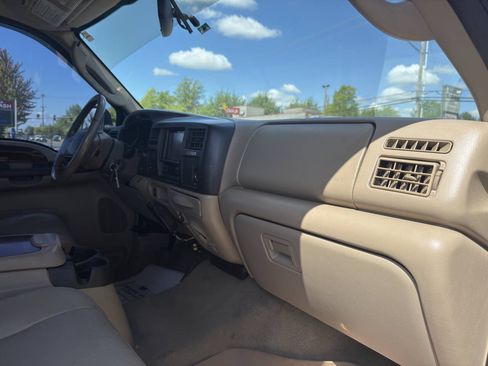 Used 2005 Ford Excursion Limited AWD/4WD image 7