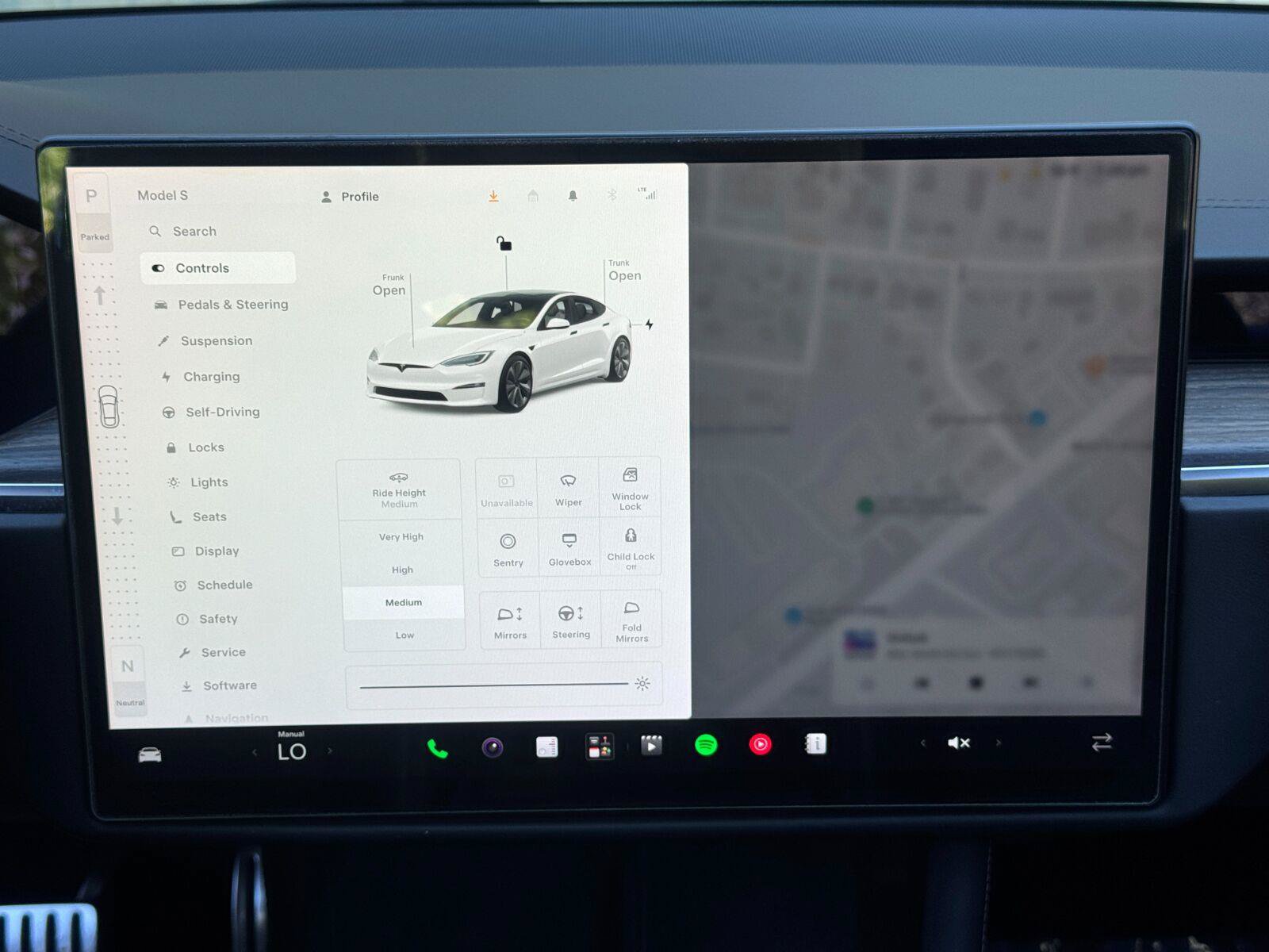 Used 2022 Tesla Model S AWD/4WD image 25