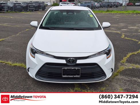 Certified 2023 Toyota Corolla LE FWD image 8
