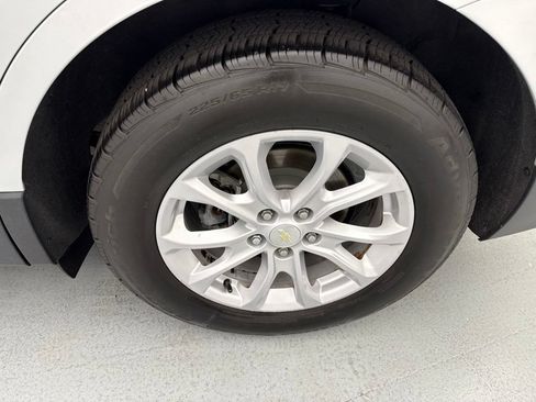 Used 2018 Chevrolet Equinox LS FWD image 6