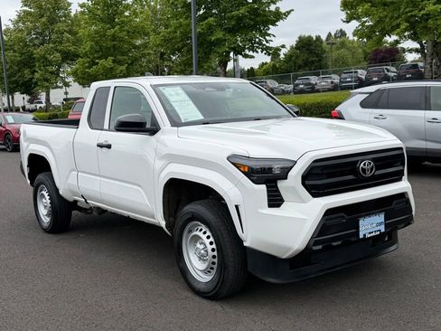 Used 2024 Toyota Tacoma SR RWD image 2