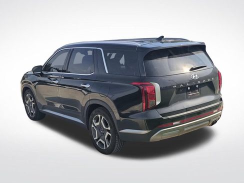 Used 2023 Hyundai Palisade SEL w/ Premium Package FWD image 14