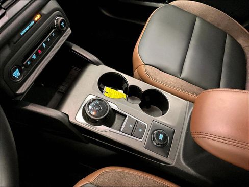 Certified 2025 Ford Bronco Sport Outer Banks w/ Outer Banks Tech Package+ image 16