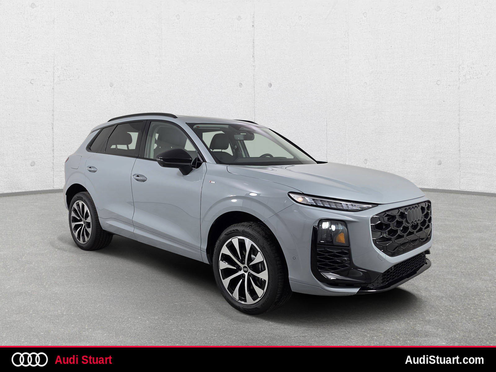 New 2026 Audi Q3 quattro 2.0T AWD/4WD 360° Tour