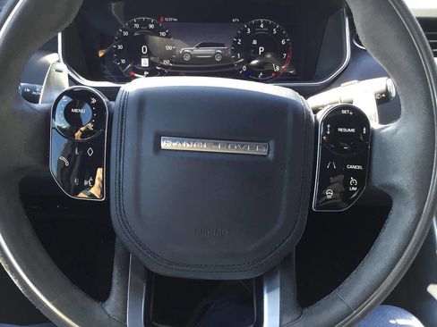 Used 2019 Land Rover Range Rover Sport HST image 36