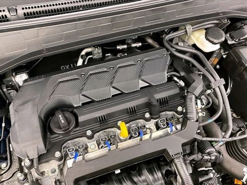 Certified 2025 Hyundai Venue Limited image 29