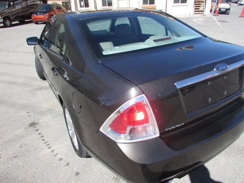 Used 2006 Ford Fusion SEL FWD image 18