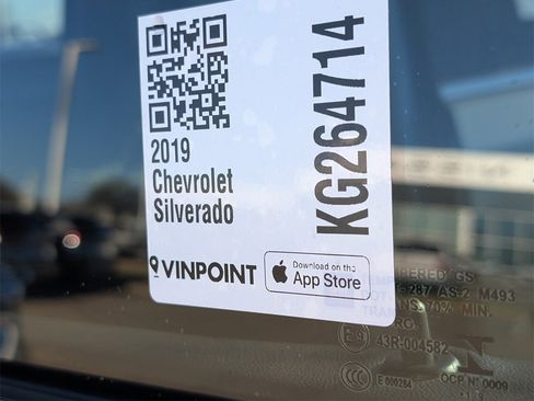 Used 2019 Chevrolet Silverado 1500 LTZ w/ LTZ Premium Package image 32