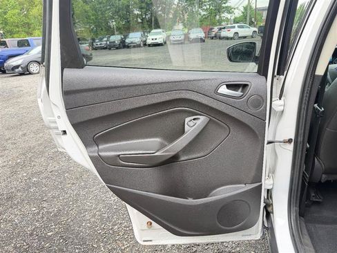 Used 2014 Ford Escape Titanium w/ Equipment Group 401A AWD/4WD image 13