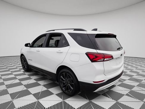 Used 2024 Chevrolet Equinox RS w/ LPO, Floor Liner Package FWD image 5