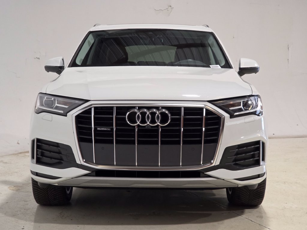 Used 2020 Audi Q7 2.0T Premium Plus w/ Premium Plus Package AWD/4WD image 2
