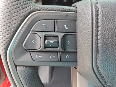 New 2026 Toyota Tacoma TRD Off-Road AWD/4WD image 15
