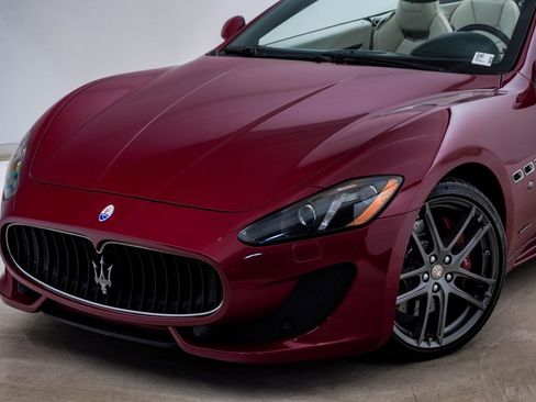 Used 2016 Maserati GranTurismo Sport image 4